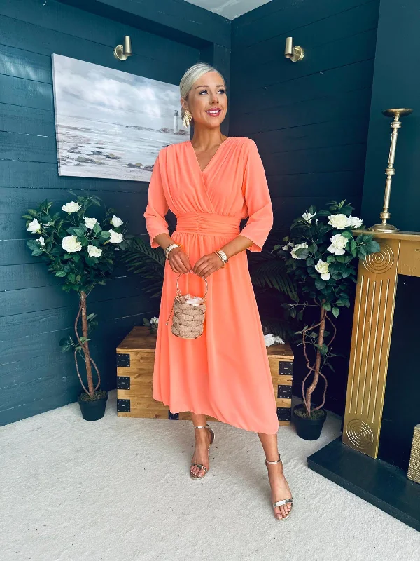 Midi dresses with ruffled sleeves for a more feminine and voluminous look Saoirse Band Detail Occasion Dress Peach