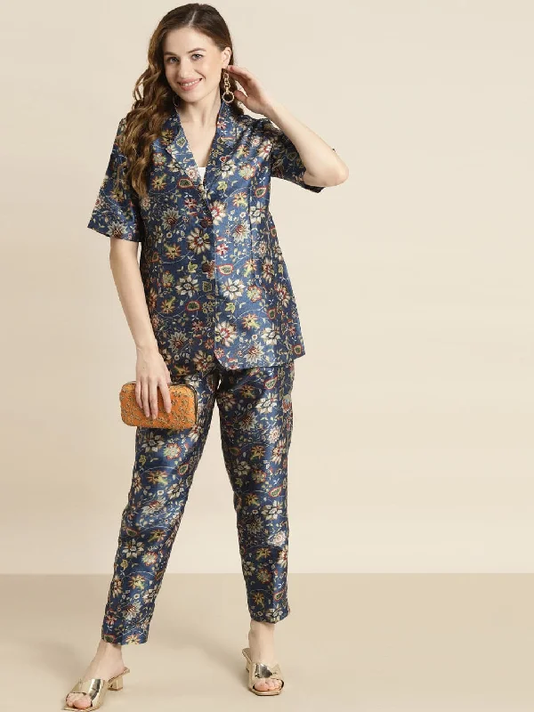 Ankle - Length Women's Printed Joggers for TravelingNavy Floral Pencil Pants
