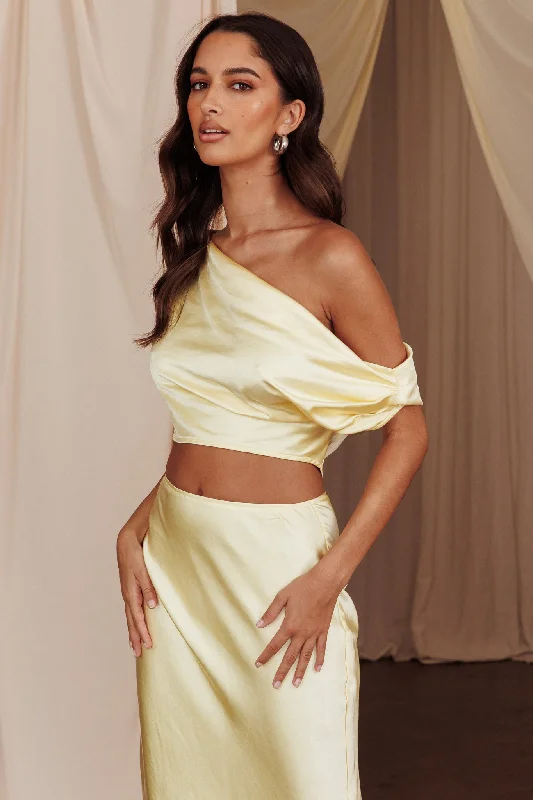 Printed Abstract Women Dress for a Modern and Artistic AppealAlivya On-Off-Shoulder Satin Top Butter