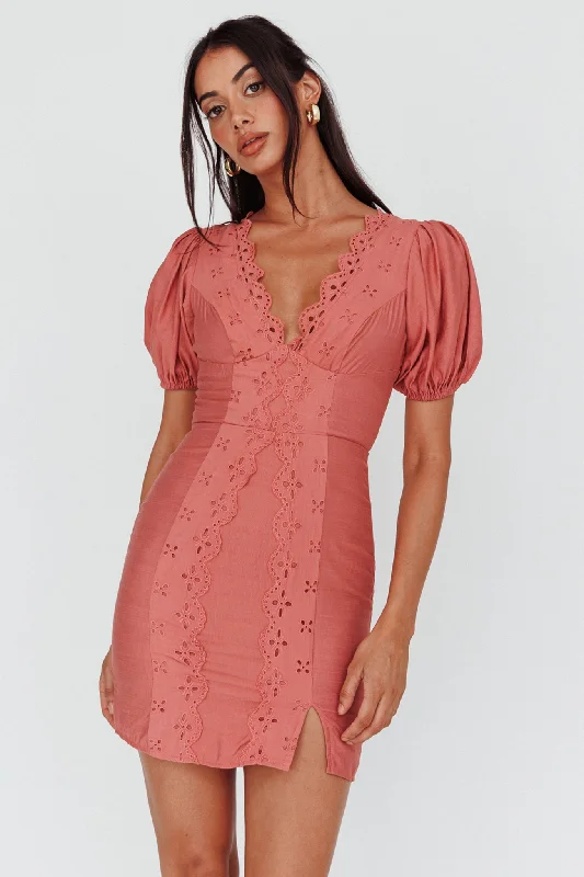 Printed Abstract Women Dress for a Modern and Artistic AppealAylina Scalloped Lace Mini Dress Rose