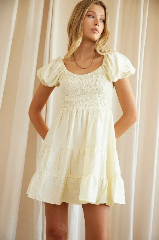 Plus Size Women Dress with a Flattering A - Line Cut for Comfort and StyleBeige Fit And Flare Dress Short Sleeve Scoop Neck Plus Size Women Dress with a Flattering A - Line Cut for Comfort and StyleBeige Fit And Flare Dress Short Sleeve Scoop Neck