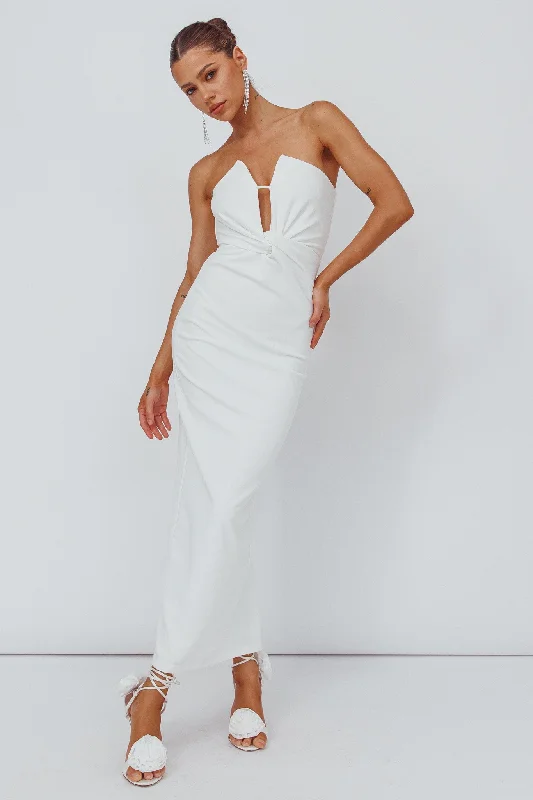 Mini Women Dress with a Short Hem for a Young and Trendy StyleDeonne Twist Waist Midi Dress White Mini Women Dress with a Short Hem for a Young and Trendy StyleDeonne Twist Waist Midi Dress White
