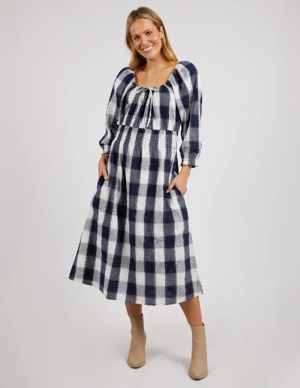 Mermaid - Style Women Dress with a Fitted Silhouette for Special OccasionsElm Cedar Check Dress Navy Mermaid - Style Women Dress with a Fitted Silhouette for Special OccasionsElm Cedar Check Dress Navy