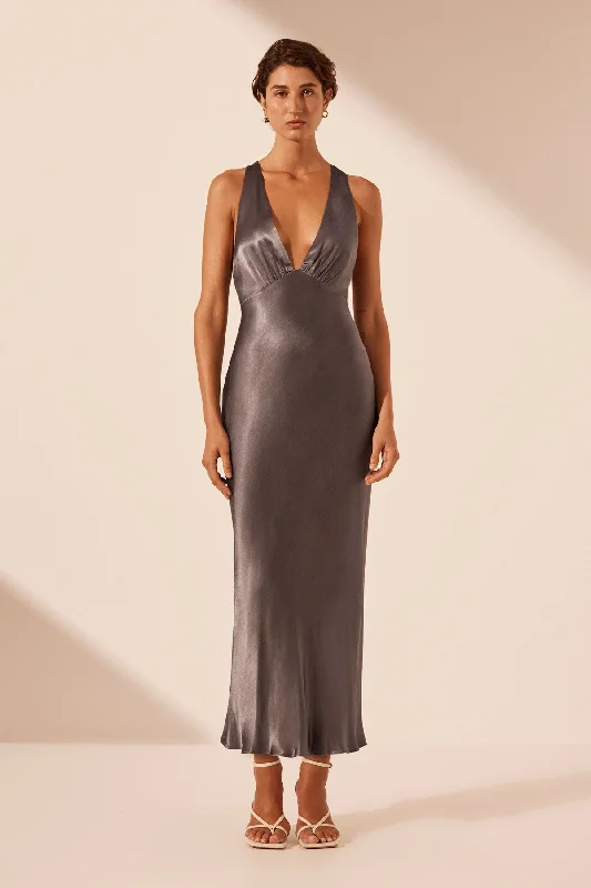 Ball Gown Women Dress with a Full Skirt for a Princess - like LookLA LUNE PLUNGED CROSS BACK MIDI DRESS - GRAPHITE Ball Gown Women Dress with a Full Skirt for a Princess - like LookLA LUNE PLUNGED CROSS BACK MIDI DRESS - GRAPHITE