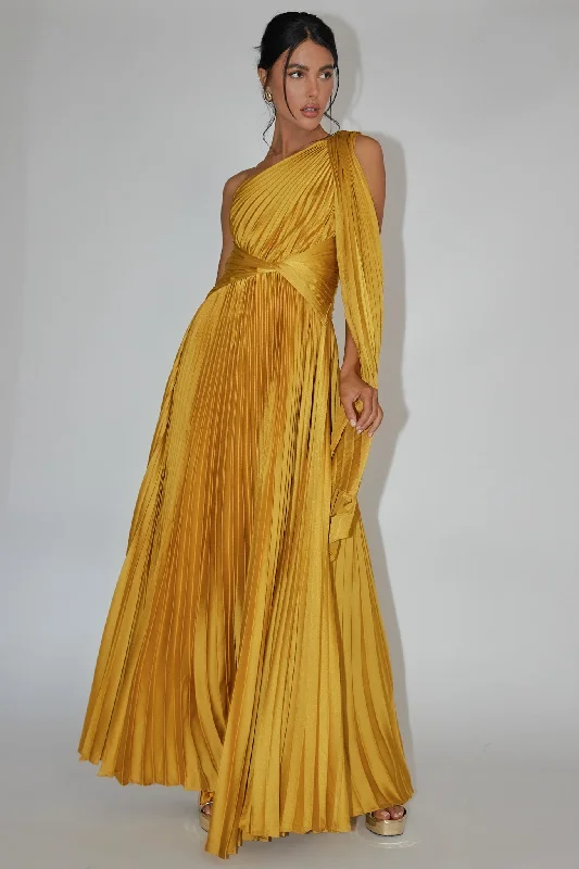 Halter Neck Women Dress to Show Off the Shoulders and NecklineLaxmi Accordion Pleat Maxi Dress Moss Halter Neck Women Dress to Show Off the Shoulders and NecklineLaxmi Accordion Pleat Maxi Dress Moss