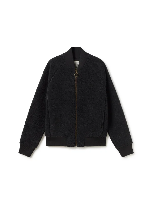 Women's denim jackets with distressed details for a casual and edgy lookMeriman - Black Women's denim jackets with distressed details for a casual and edgy lookMeriman - Black
