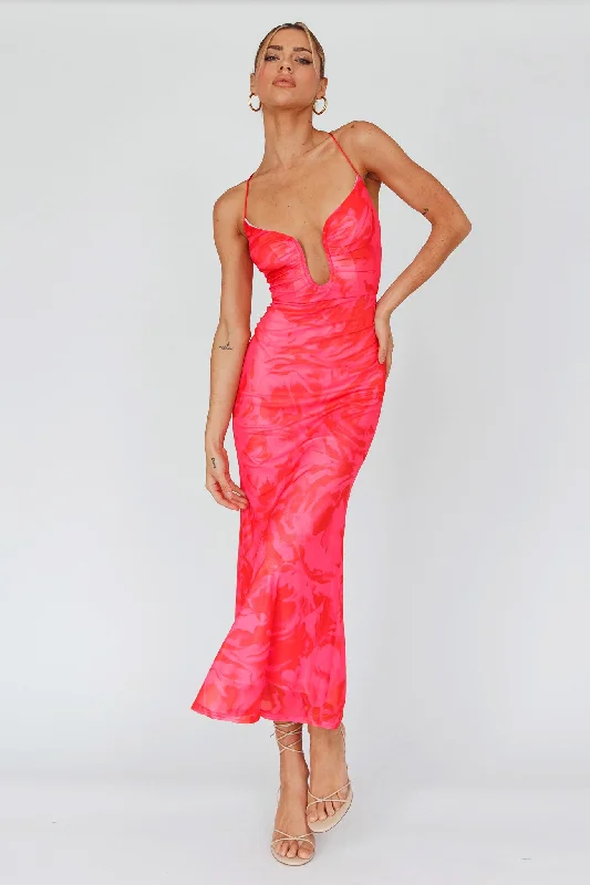 Wrap - Style Women Dress with Adjustable Fit for All Body TypesNouveau U-Neckline Midi Dress Marbled Pink Wrap - Style Women Dress with Adjustable Fit for All Body TypesNouveau U-Neckline Midi Dress Marbled Pink