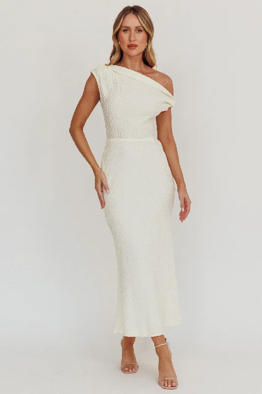 Plus Size Women Dress with a Flattering A - Line Cut for Comfort and StylePlay Date Off Shoulder Textured Midi Dress Cream Plus Size Women Dress with a Flattering A - Line Cut for Comfort and StylePlay Date Off Shoulder Textured Midi Dress Cream