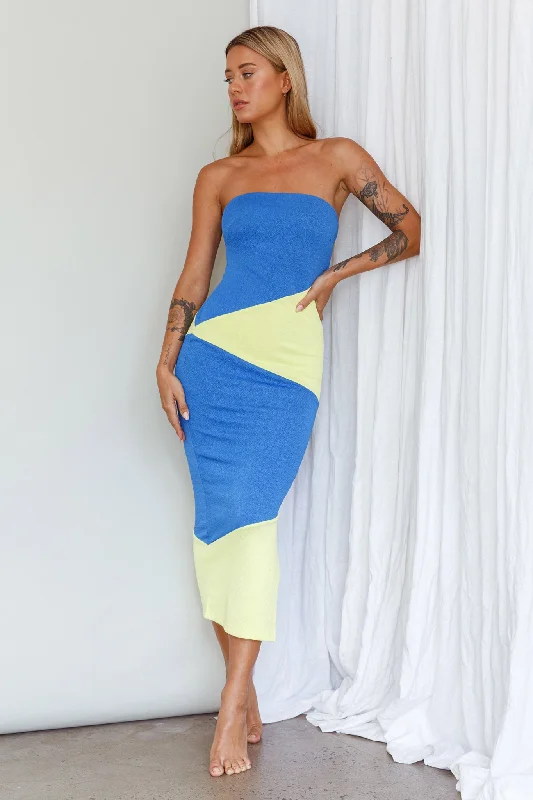Ruffled Women Dress with Multiple Layers for a Playful and Girly StyleShondra Crepe Texture Tube Dress Blue Ruffled Women Dress with Multiple Layers for a Playful and Girly StyleShondra Crepe Texture Tube Dress Blue