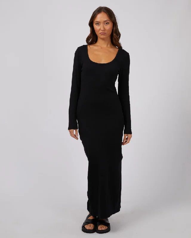 Empire Waist Women Dress to Accentuate the Bust and Conceal the WaistSilent Theory Hazel L/S Maxi Dress Black Empire Waist Women Dress to Accentuate the Bust and Conceal the WaistSilent Theory Hazel L/S Maxi Dress Black