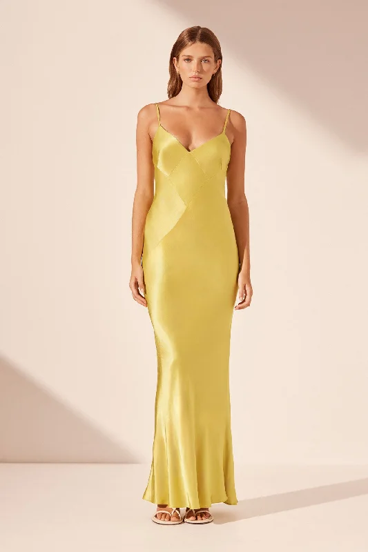 Mini Women Dress with a Short Hem for a Young and Trendy StyleSOFIA SPLICED MAXI DRESS - LIME