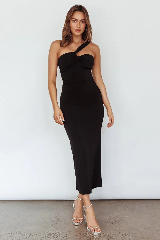 Mini Women Dress with a Short Hem for a Young and Trendy StyleTrinny One-Shoulder Ruched Back Midi Dress Black Mini Women Dress with a Short Hem for a Young and Trendy StyleTrinny One-Shoulder Ruched Back Midi Dress Black