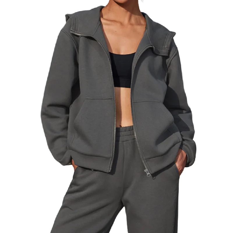 Women's hoodie with a kangaroo pocket and a pom - pom drawstring for added charmWomen's Casual Sports Suit