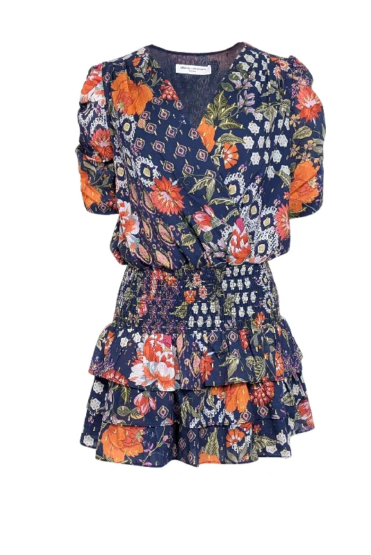 Lace - Embellished Women Dress for an Elegant and Sophisticated Appearance Lace - Embellished Women Dress for an Elegant and Sophisticated Appearance Amanda Uprichard - Navy & Orange Floral Print Smocked Waist Dress Sz S