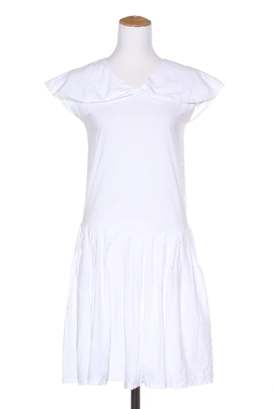 Off - the - Shoulder Women Dress for a Romantic and Feminine Look Off - the - Shoulder Women Dress for a Romantic and Feminine Look BLOSSOMS - Vintage cotton collared dress! 8