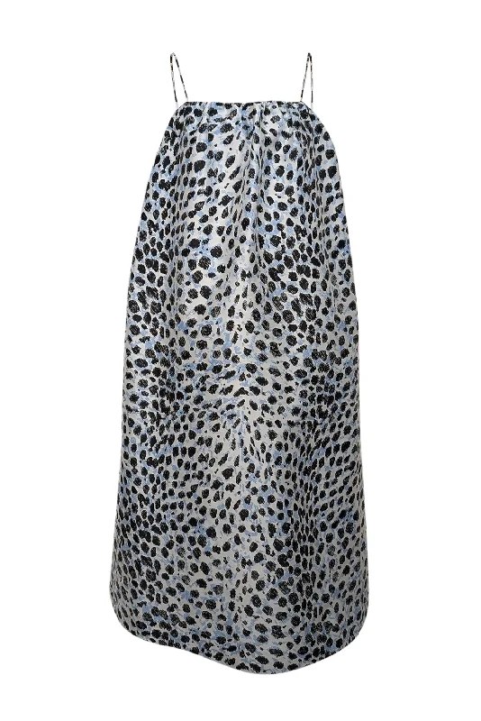Backless Women Dress for a Sexy and Alluring Look at Evening Events Backless Women Dress for a Sexy and Alluring Look at Evening Events Ganni - Blue & Black Leopard Jacquard Shift Dress Sz 6 Backless Women Dress for a Sexy and Alluring Look at Evening Events Backless Women Dress for a Sexy and Alluring Look at Evening Events Ganni - Blue & Black Leopard Jacquard Shift Dress Sz 6