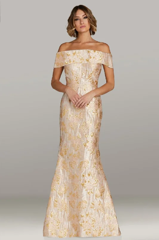 Halter Neck Women Dress to Show Off the Shoulders and Neckline Halter Neck Women Dress to Show Off the Shoulders and Neckline Gia Franco 12436 Halter Neck Women Dress to Show Off the Shoulders and Neckline Halter Neck Women Dress to Show Off the Shoulders and Neckline Gia Franco 12436