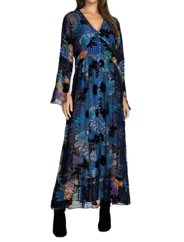 Sheath Women Dress with a Tailored Fit for a Professional Look Sheath Women Dress with a Tailored Fit for a Professional Look Lanai Burnout Beesley Dress in Multi Sheath Women Dress with a Tailored Fit for a Professional Look Sheath Women Dress with a Tailored Fit for a Professional Look Lanai Burnout Beesley Dress in Multi