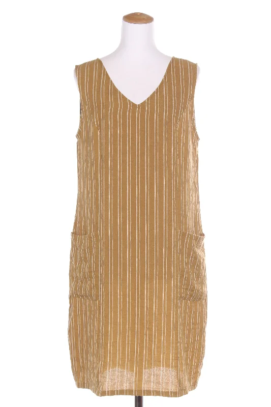Printed Abstract Women Dress for a Modern and Artistic Appeal Printed Abstract Women Dress for a Modern and Artistic Appeal RANDOM - Mustard stripe dress with pockets! 14