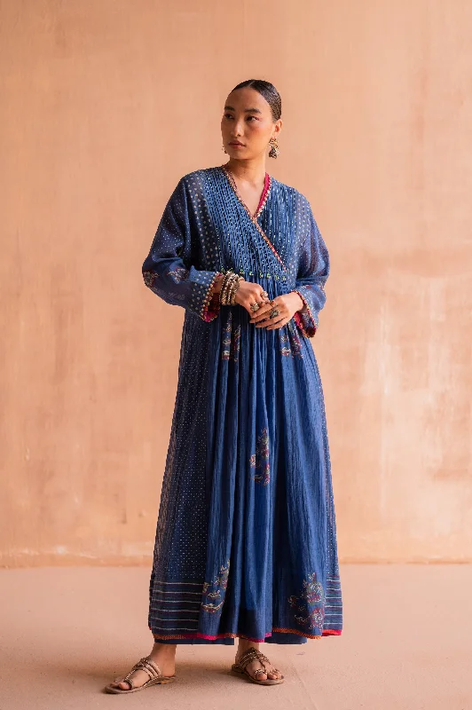 Empire Waist Women Dress to Accentuate the Bust and Conceal the Waist Empire Waist Women Dress to Accentuate the Bust and Conceal the Waist RASIKA DRESS Empire Waist Women Dress to Accentuate the Bust and Conceal the Waist Empire Waist Women Dress to Accentuate the Bust and Conceal the Waist RASIKA DRESS