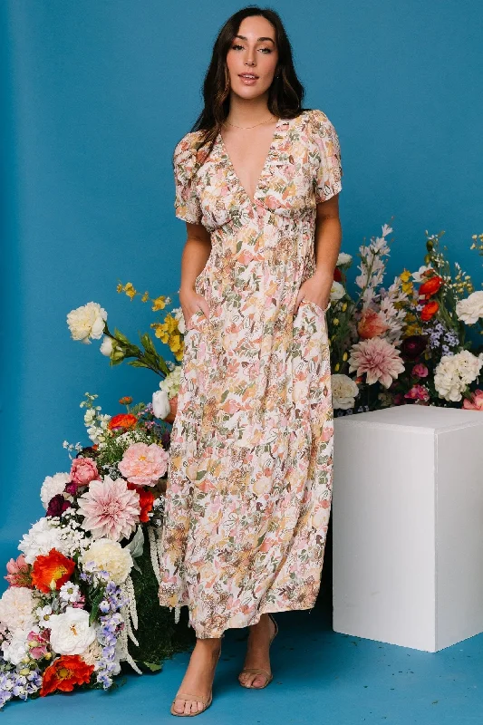 Maxi dresses with cut - out details on the sides for a modern edgeCassie Short Sleeve Dress | Multi Floral