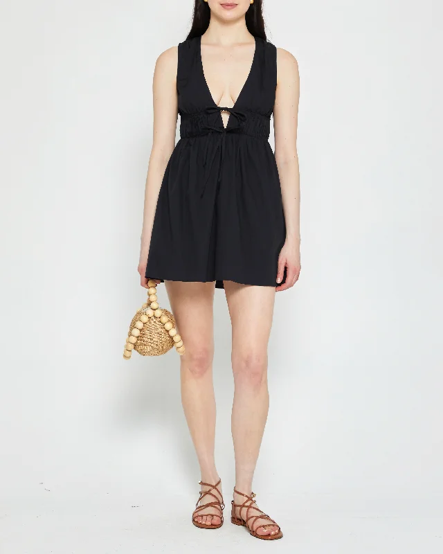 Ruffled maxi dresses with a tiered skirt for added volumeSisto Dress