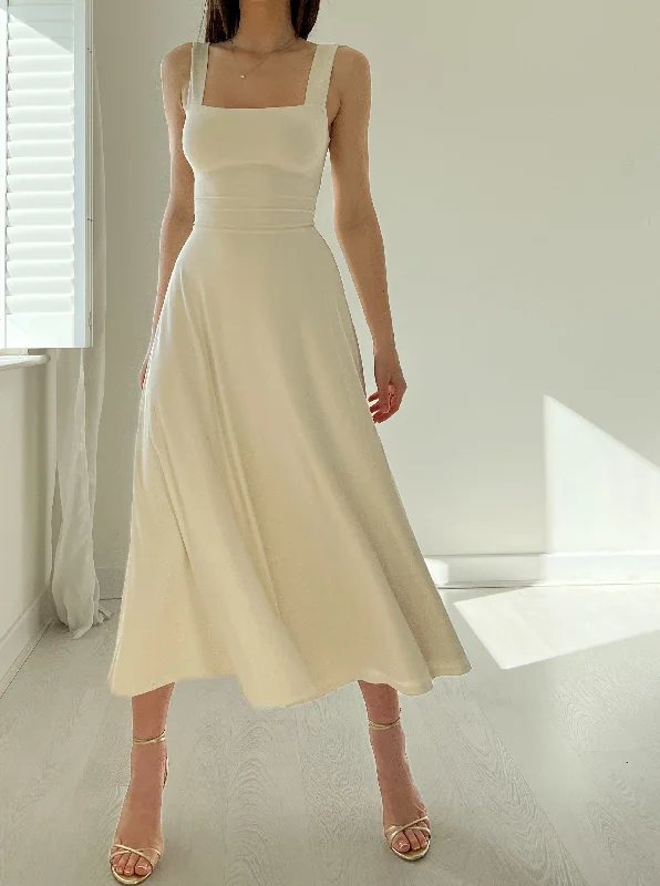 Midi dresses with ruffled sleeves for a more feminine and voluminous lookAudrey Midi Dress in Organic Bamboo