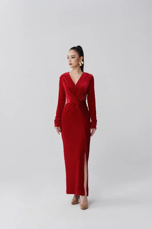 Midi dresses with button - front designs for a classic touchBecky Slit V-Neck Velvet Midi Dress Midi dresses with button - front designs for a classic touchBecky Slit V-Neck Velvet Midi Dress