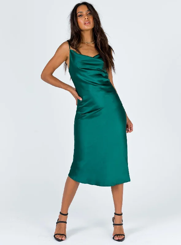 Sheath midi dresses with beaded embellishments for a formal occasionBetta Vanore Midi Dress Forest Green Sheath midi dresses with beaded embellishments for a formal occasionBetta Vanore Midi Dress Forest Green