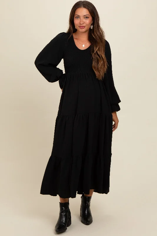Midi dresses with cotton - blend materials for everyday comfortBlack Smocked Tiered Long Sleeve Maternity Maxi Dress