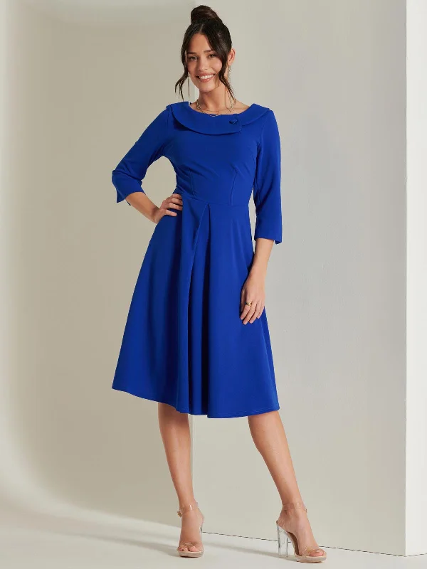 Midi dresses with V - necklines for a flattering and elongating effectFold Neckline Sleeved Midi Dress, Royal Blue Midi dresses with V - necklines for a flattering and elongating effectFold Neckline Sleeved Midi Dress, Royal Blue