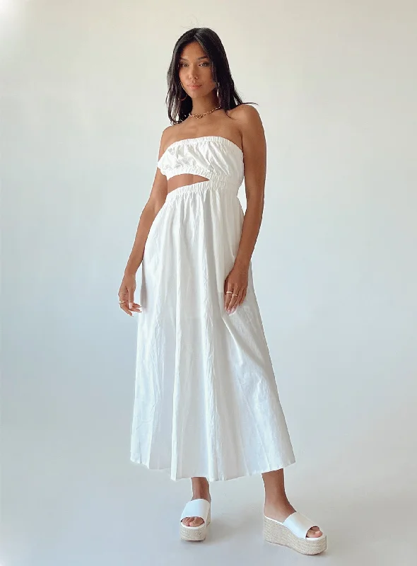 Midi dresses with pleated bodices for a classic and tailored lookRaquel Midi Dress White Midi dresses with pleated bodices for a classic and tailored lookRaquel Midi Dress White