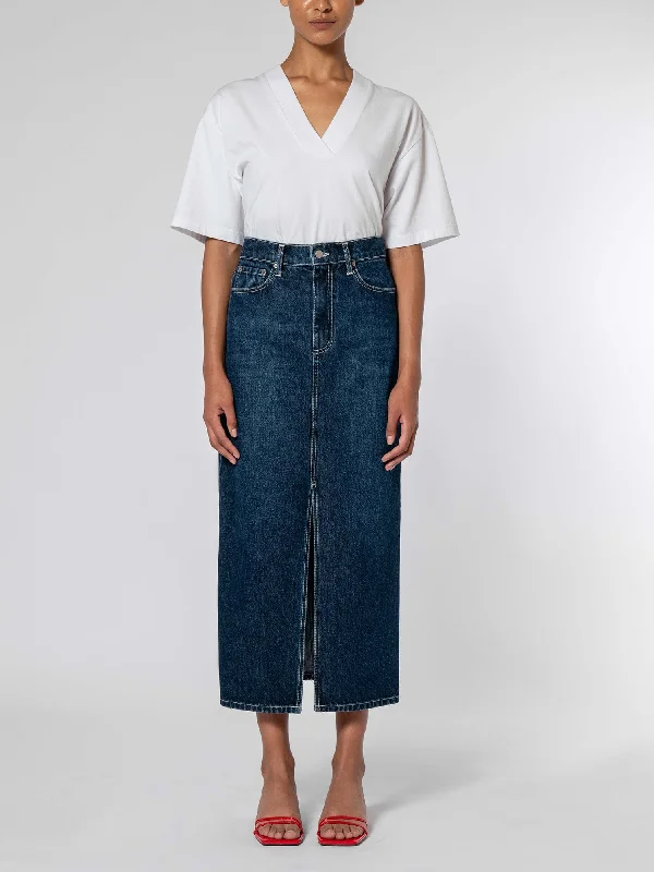 Men's Denim Shirt Jacket in Acid Wash for a Vintage - Inspired LookAvery Skirt Deep Blue Men's Denim Shirt Jacket in Acid Wash for a Vintage - Inspired LookAvery Skirt Deep Blue