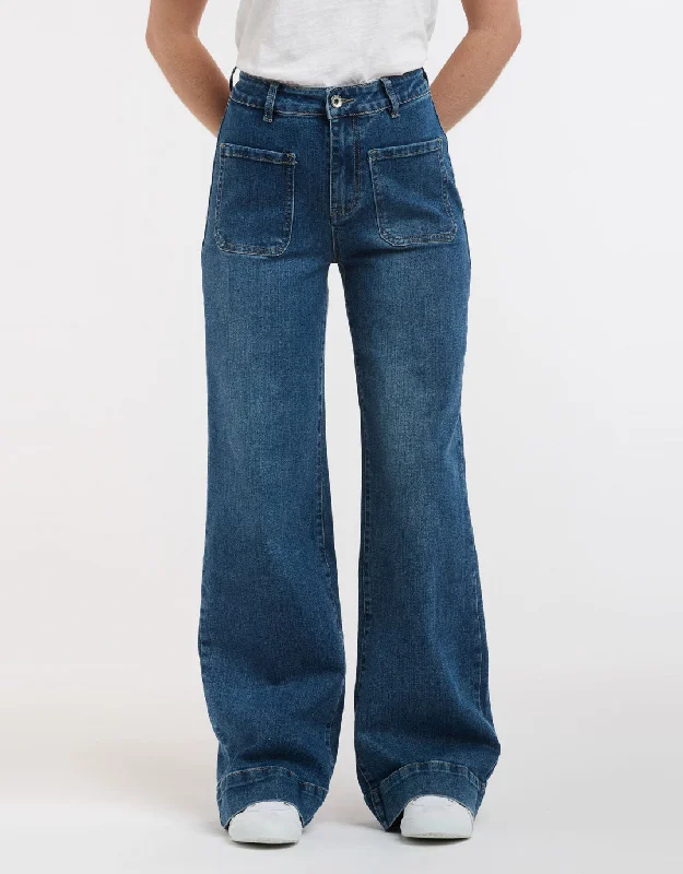 Men's Denim Tank Top for a Laid - Back Beach or Gym LookBobbi Denim Jeans - Mid Wash Men's Denim Tank Top for a Laid - Back Beach or Gym LookBobbi Denim Jeans - Mid Wash