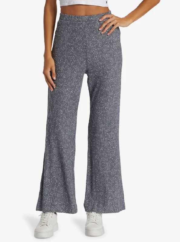 Women's low - rise denim pants Distressed women jeans for a trendy and edgy look Endless Daze Pants - Turbulence Confetti Dreams Women's low - rise denim pants Distressed women jeans for a trendy and edgy look Endless Daze Pants - Turbulence Confetti Dreams
