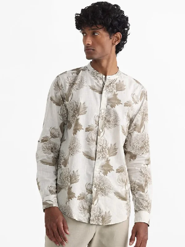 Women's pants with wrinkle - resistant material Cargo women jeans with multiple pockets for added functionality ETA Taupe Printed Floral Cotton Relaxed-Fit Shirt Women's pants with wrinkle - resistant material Cargo women jeans with multiple pockets for added functionality ETA Taupe Printed Floral Cotton Relaxed-Fit Shirt