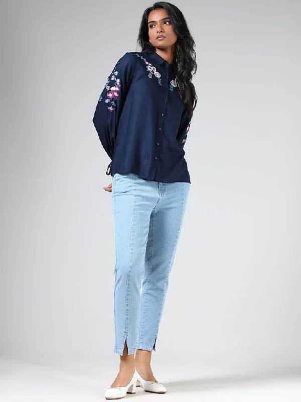 Women's printed floral pants High - waisted women jeans for a flattering silhouette LOV Light Blue Slim - Fit Mid - Rise Jeans