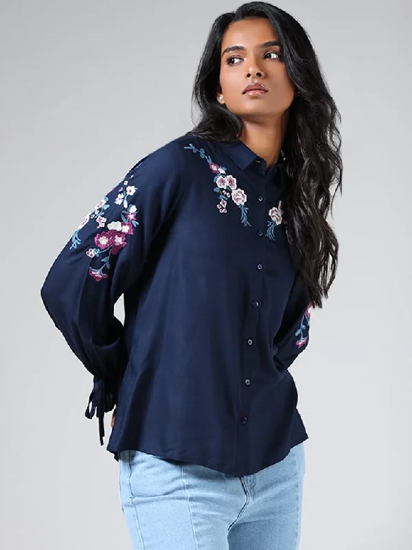 Women's wide - leg dress pants Bootcut women jeans to complement various shoe styles LOV Navy Blue Floral Embroidered Shirt
