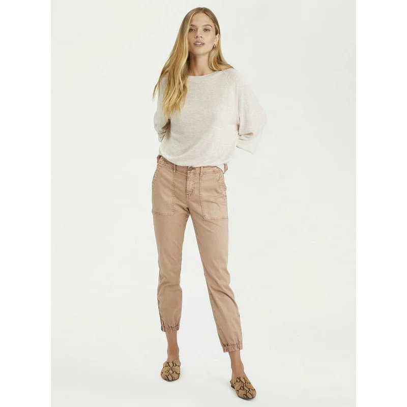 Women's pants with stretch panels Light - wash women jeans for a fresh and summery appearance Peace Trooper