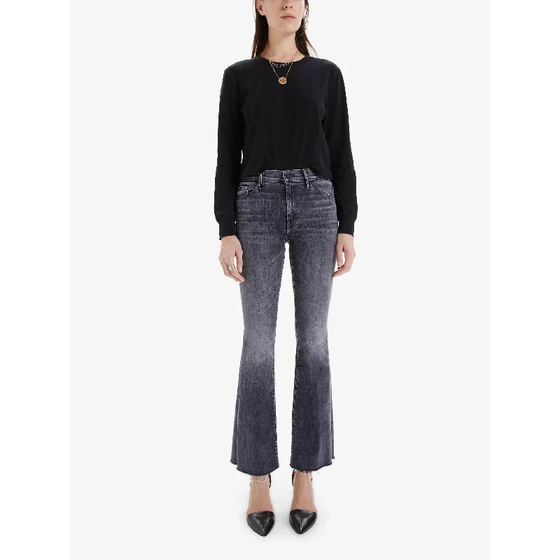 Women's pants with anti - odor properties Stretch women jeans for enhanced mobility and comfort The Weekender Fray