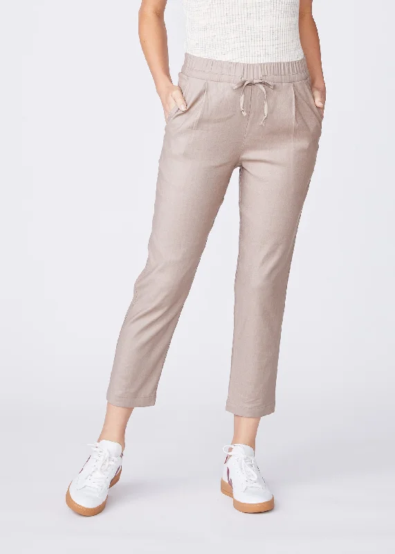 Women's pleated office pants Dark - wash women jeans for a sophisticated and slimming effect Track Trousers Women's pleated office pants Dark - wash women jeans for a sophisticated and slimming effect Track Trousers