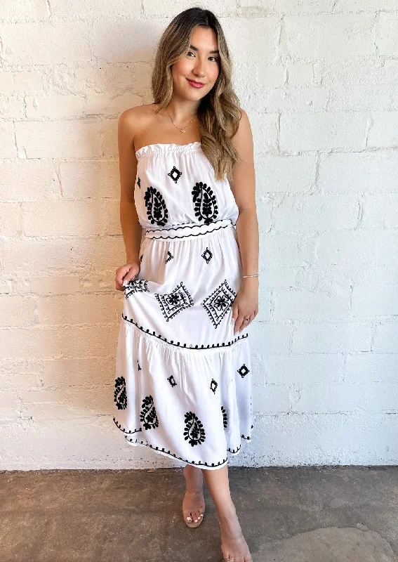 Polyester maxi dresses for easy - care and durabilityAlora Embroidered Dress