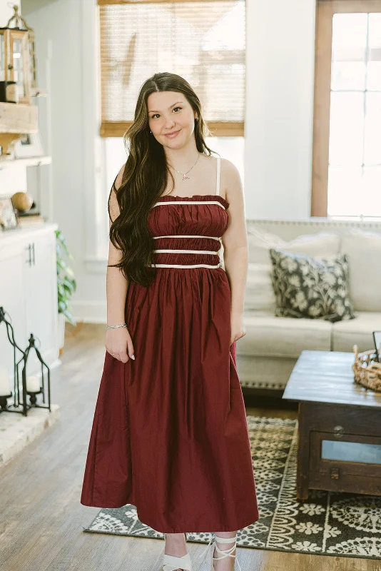 Ruffled maxi dresses with a tiered skirt for added volumeBurgundy Poplin Tie Detail Midi Dress