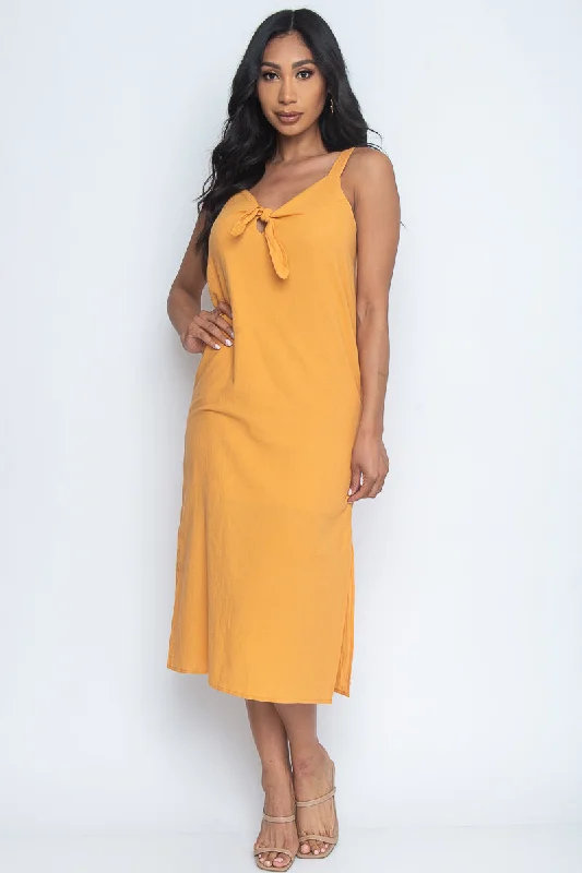 Maxi dresses with cut - out details on the sides for a modern edgeSpaghetti Strap V-Neck Maxi Dress* (DS0051-3191)