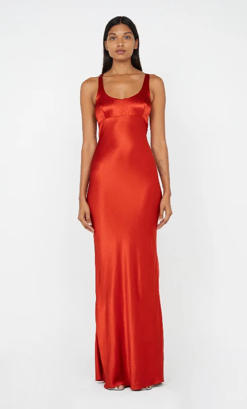 Maxi dresses with mesh panels for a sexy and trendy appearanceMAXINA CROSSOVER DRESS - CRIMSON Maxi dresses with mesh panels for a sexy and trendy appearanceMAXINA CROSSOVER DRESS - CRIMSON
