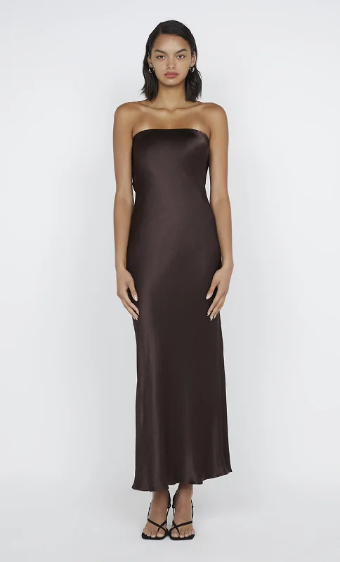 Maxi dresses with a V - neckline for a flattering and elongating shapeMOON DANCE STRAPLESS DRESS - DARK CHOCOLATE Maxi dresses with a V - neckline for a flattering and elongating shapeMOON DANCE STRAPLESS DRESS - DARK CHOCOLATE