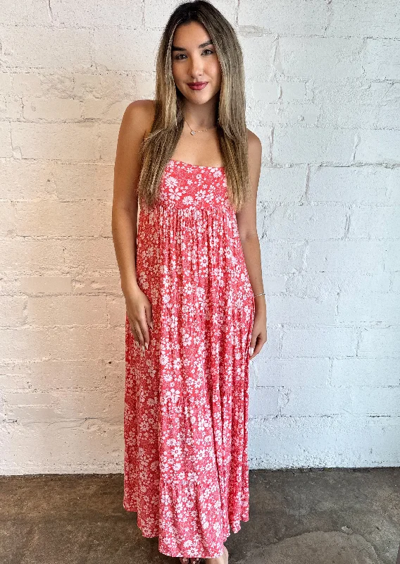 Maxi dresses with thin spaghetti straps for a delicate and feminine feelSummer Day Dress