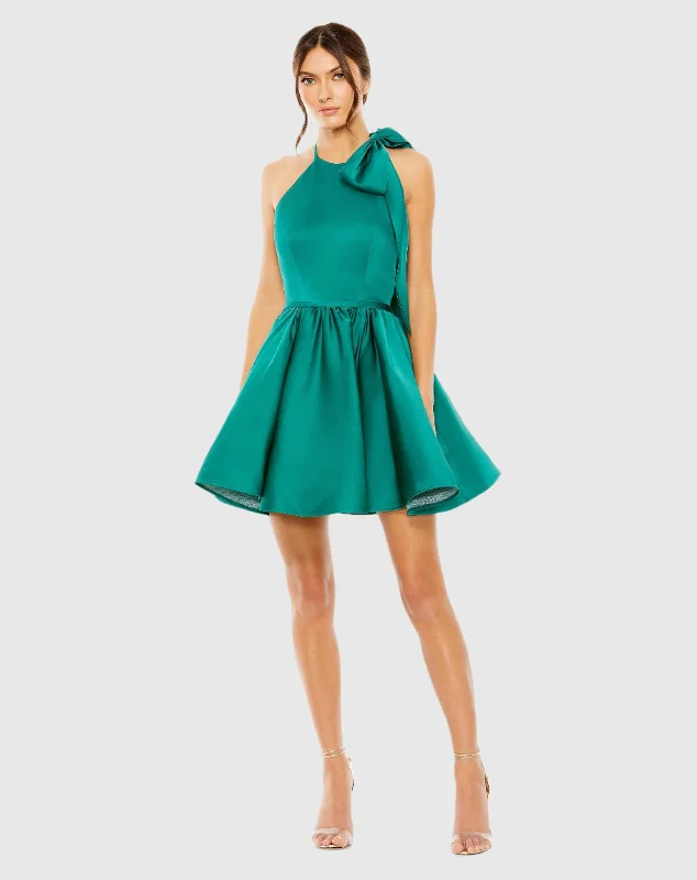 Mini dresses with ruched bodices for a feminine touchHigh Neck Bow Detail Mini Dress Mini dresses with ruched bodices for a feminine touchHigh Neck Bow Detail Mini Dress