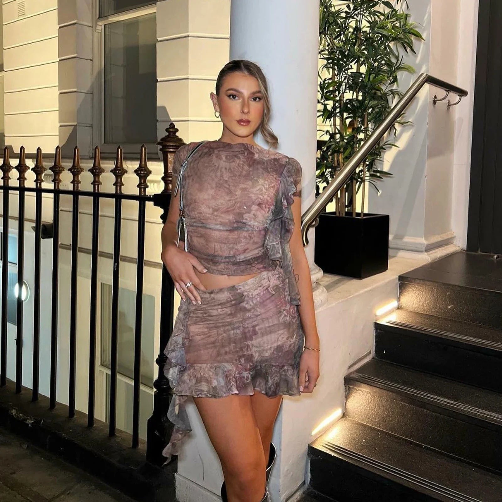 Sequined mini dresses for New Year's EveWomen Y2K 2 Piece Skirt Set Flower Mesh Sleeveless Crop Tank Top Two Piece Mini Dress Sequined mini dresses for New Year's EveWomen Y2K 2 Piece Skirt Set Flower Mesh Sleeveless Crop Tank Top Two Piece Mini Dress
