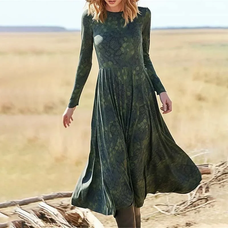 Mini dresses with side slits for a sexy appealElegant Vintage Dress